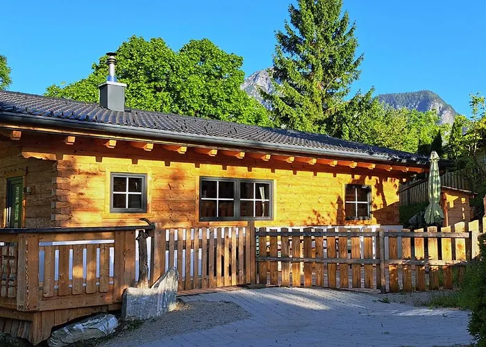 Almdorf Im Winkl - Blockhuettendorf In Groebming